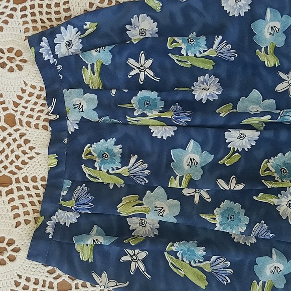 Vintage Floral Maxi Skirt - Picture 5 of 9